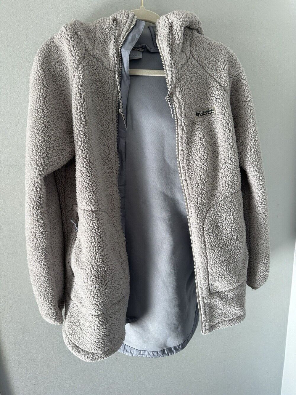 Columbia CSC Sherpa Jacket Women's Small Gray Fleece Hooded Coat Outdoors Winter